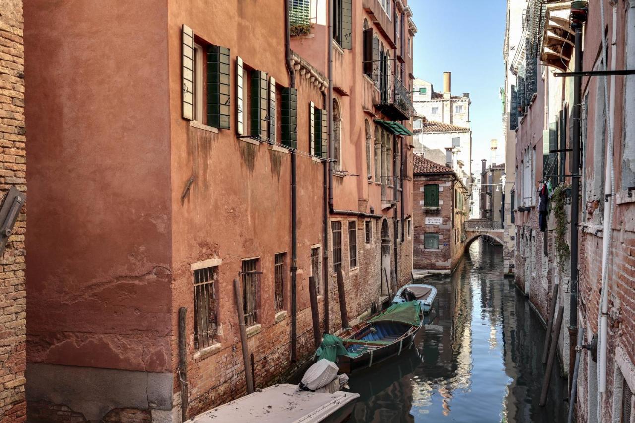 Canal View Suite In Rialto By Wonderful Italy 베니스 외부 사진