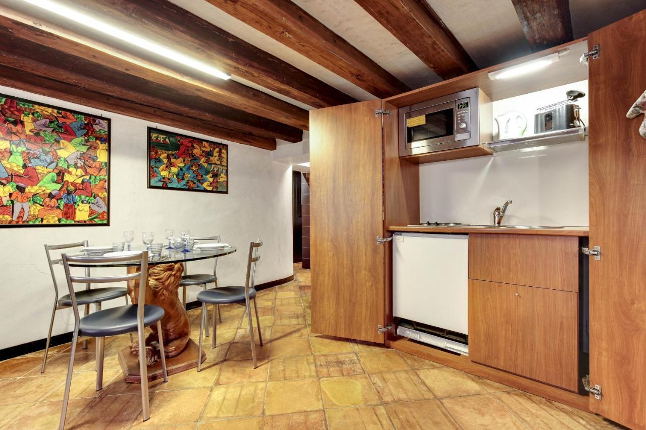 Canal View Suite In Rialto By Wonderful Italy 베니스 외부 사진