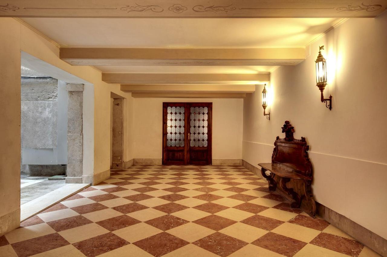 Canal View Suite In Rialto By Wonderful Italy 베니스 외부 사진